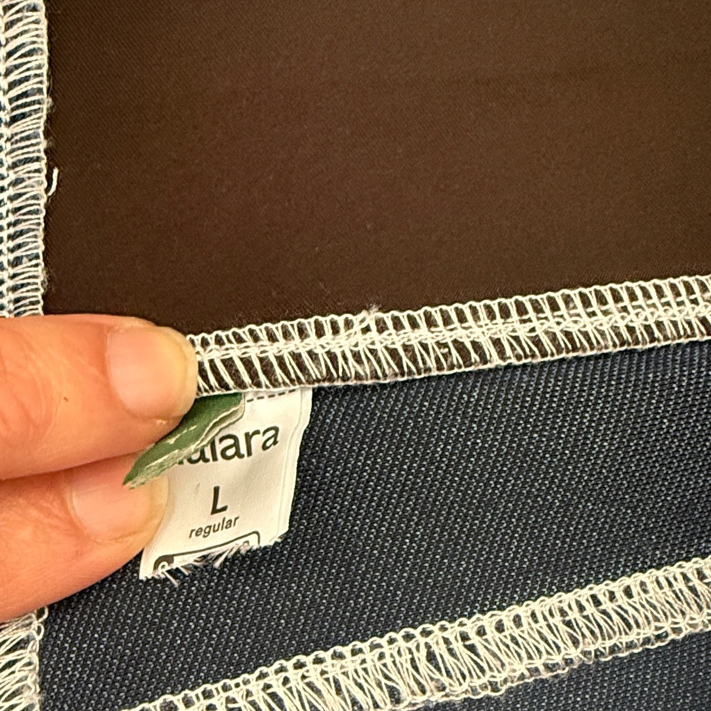 Halara Flex High Waisted Tummy Control Stripe Wide Leg Flowy Dark Wash Jeans - Picture 7 of 13